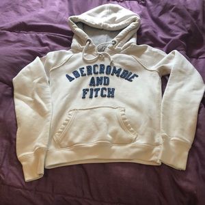 Abercrombie & Fitch Pull Over Sweatshirt (S)